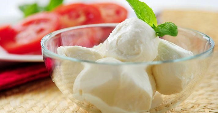 Balls-of-bocconcini