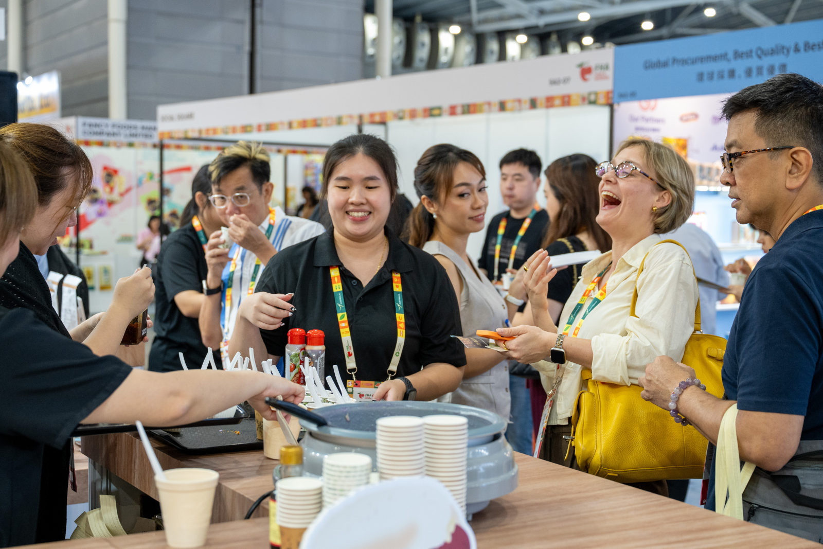 FHA26_About_Photo_Booth Attendees